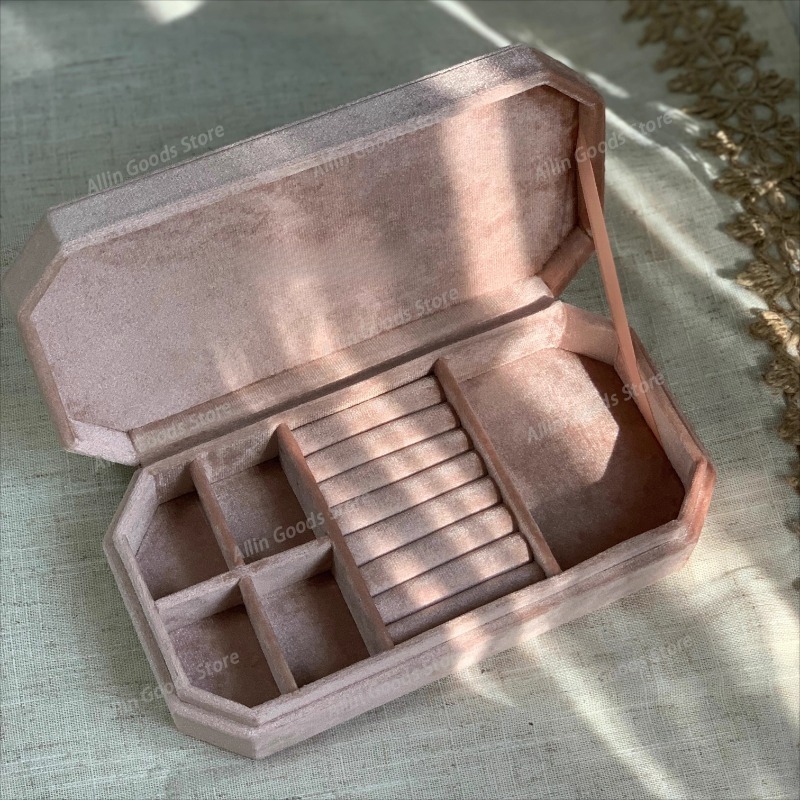 Velvet Jewelry Box - ベルベットリングジュエリーボックス高級ネックレス収納ボックスレトロイヤリングブレスレットディスプレイケースジュエリーショーケースギフト用コンテナ