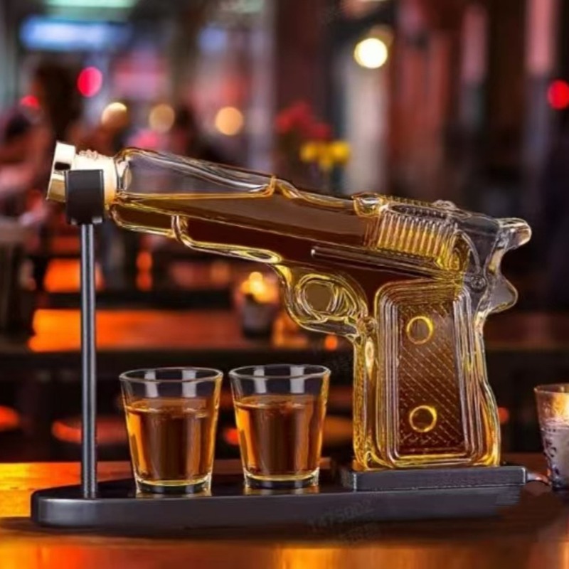 サンドホーク ガラス製ピストル型デカンター ウイスキー/ウォ - Glass Decanter Whiskey のレビューと価格