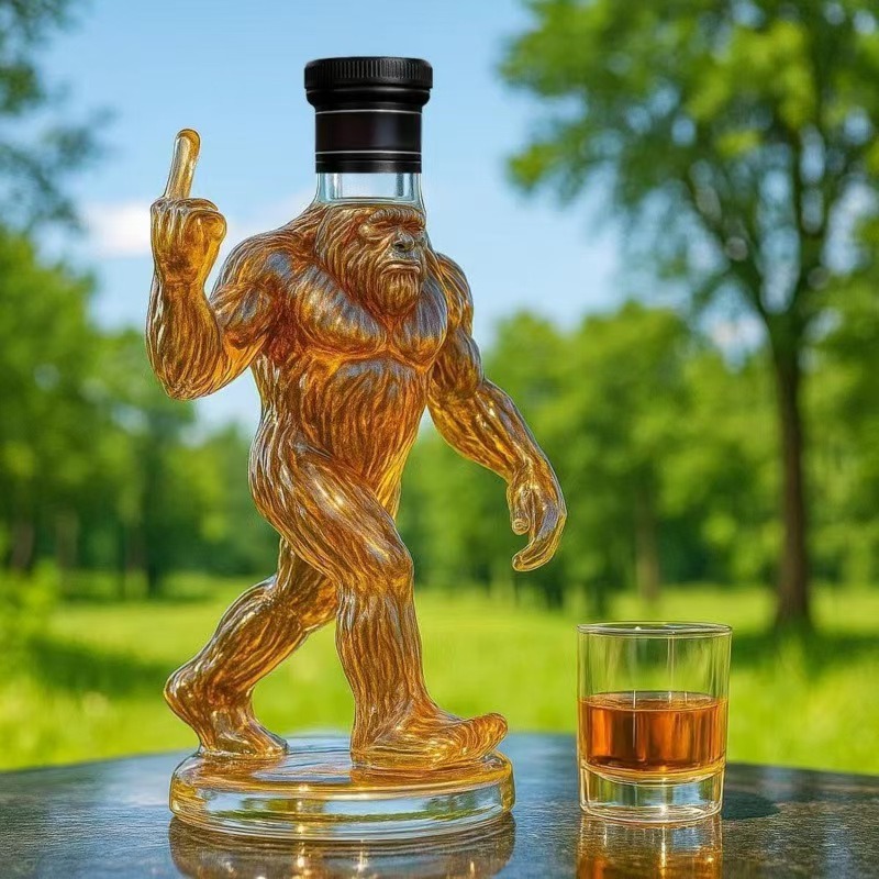 面白いビッグフット王冠型ウイスキーデキャンタ、家庭用バーとギ - Glass Decanter Whiskey のレビューと価格