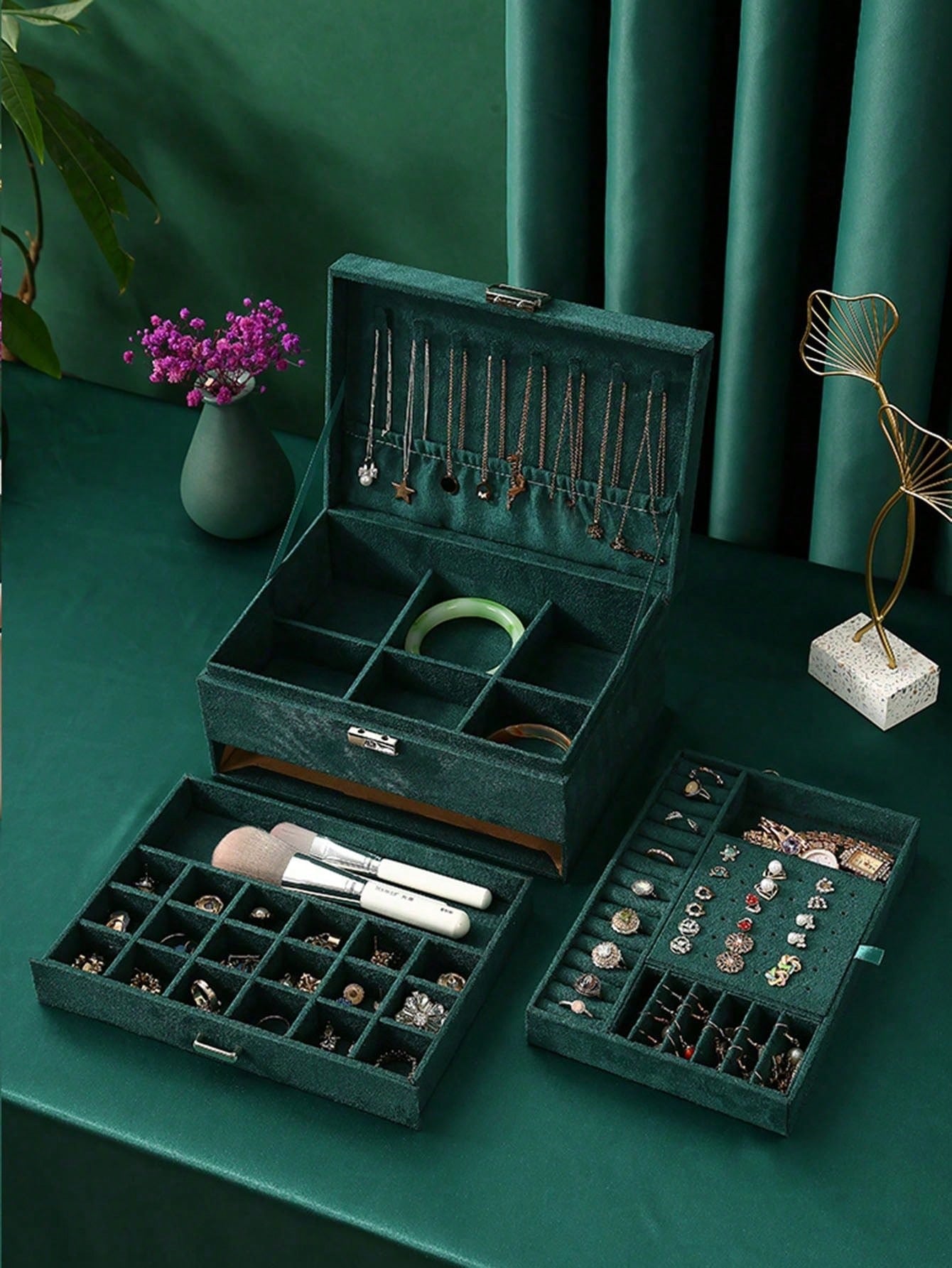 3層ベルベットジュエリーボックス（鍵付き）、ダークグリーンの - Velvet Jewelry Box のレビューと価格
