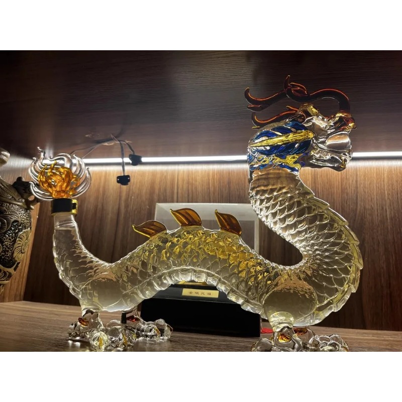龍の形をした中国の十二支ウイスキーデカンタガラス製アルコール - Glass Decanter Whiskey のレビューと価格
